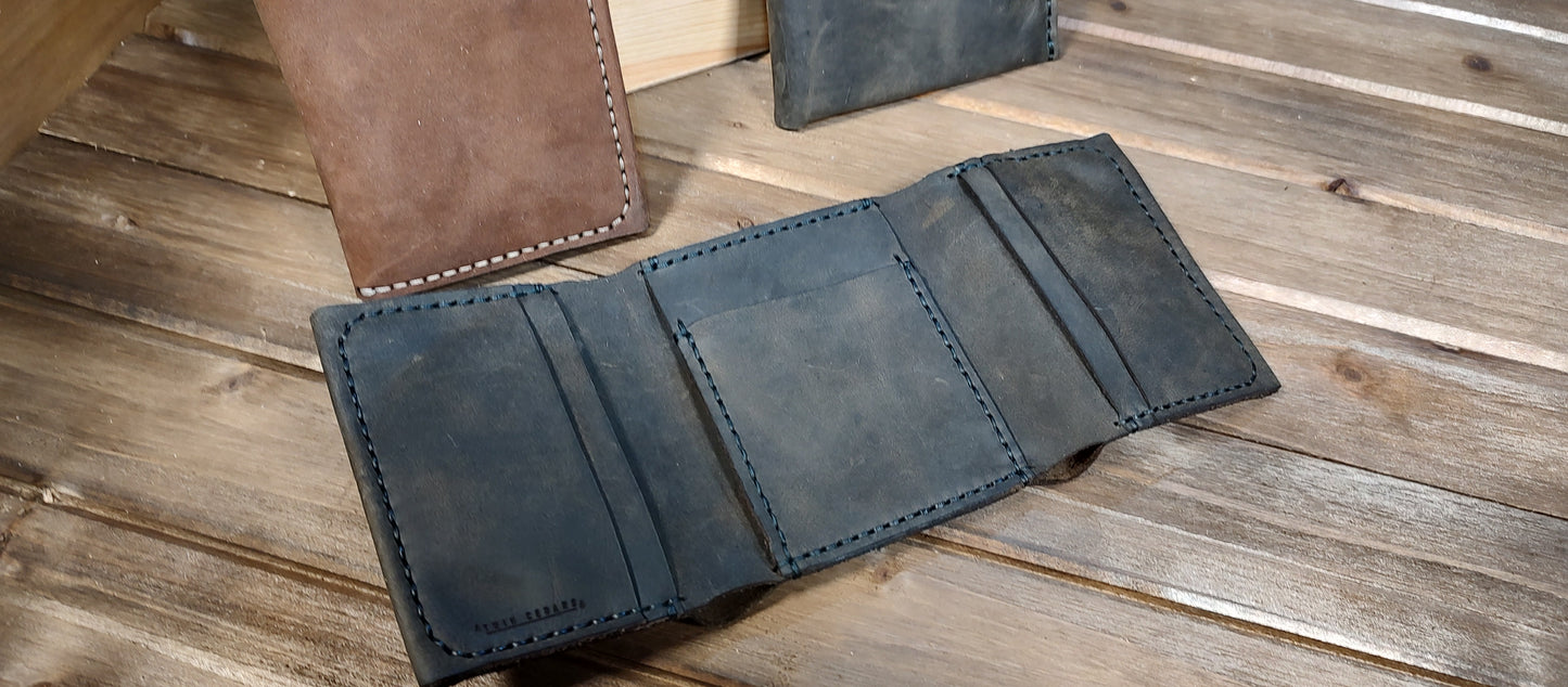 Woodsman Wallet, Tri-Fold Card (#1)